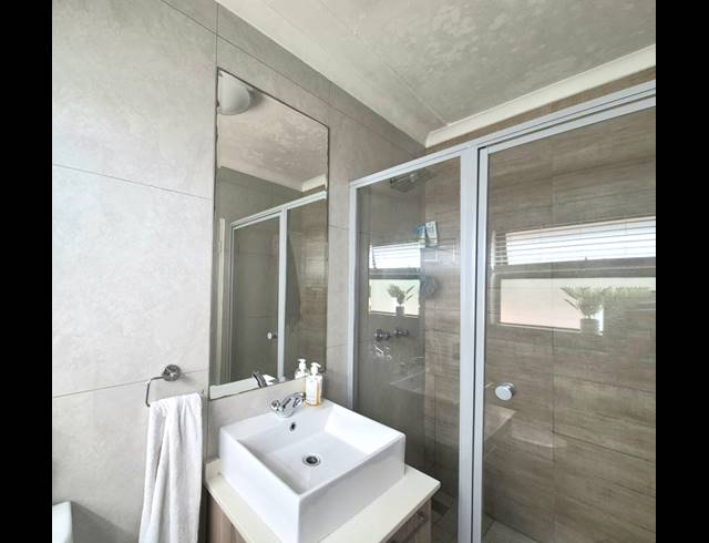 3 BEDROOM APARTMENT FOR SALE IN MODDERFONTEIN